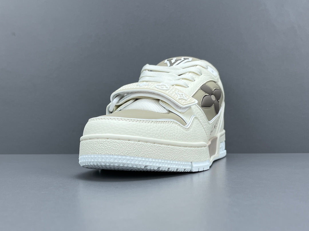LOUIS VUITTON LV TRAINER SNEAKER