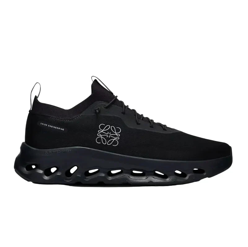 ON x LOEWE black